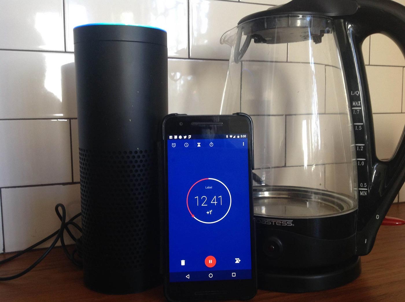 Tim O'Reilly's Alexa, his Nexus 6P, and his kettle. It's his kitchen's attack on the cell phone OS.